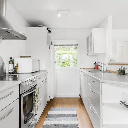 2 Bedroom Gorgeous In 펜션 Græsted