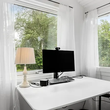 2 Bedroom Gorgeous In Græsted