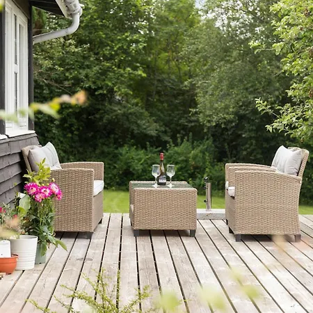 2 Bedroom Gorgeous In *
