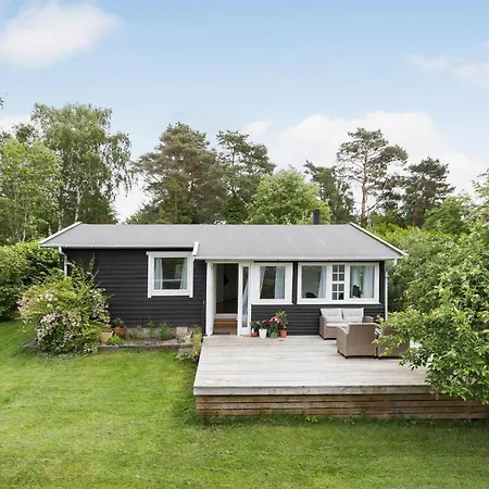 2 Bedroom Gorgeous In * Graested